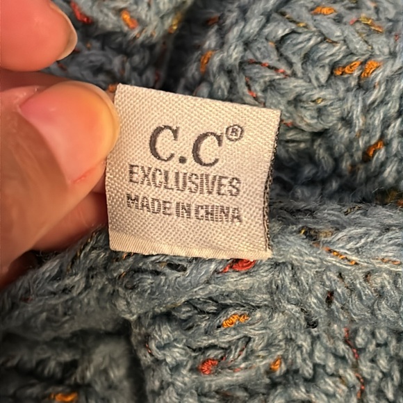 C.C blue with speckled ponytail beanie - Picture 6 of 7